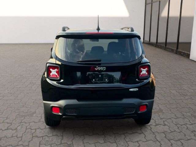 2017 Jeep Renegade - Image 4