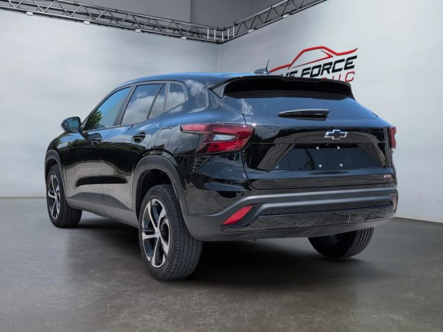 2025 Chevrolet Trax - Image 3