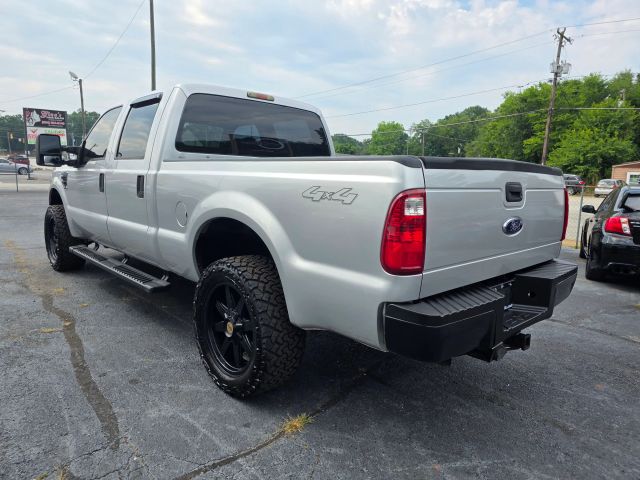 2010 Ford F250 Super Duty Crew Cab - Image 6