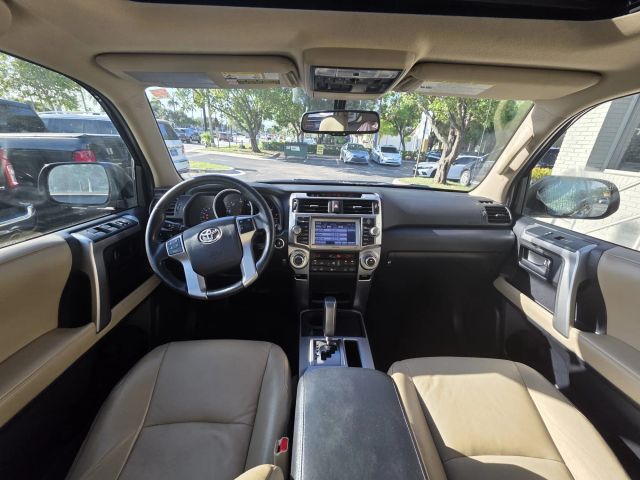 2013 Toyota 4runner - Image 10