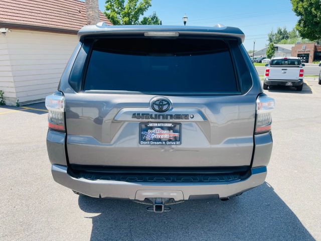 2016 Toyota 4runner - Image 8
