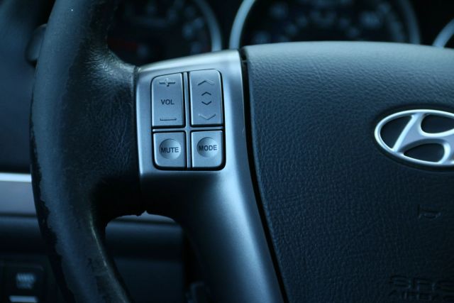 2012 Hyundai Veracruz - Image 29