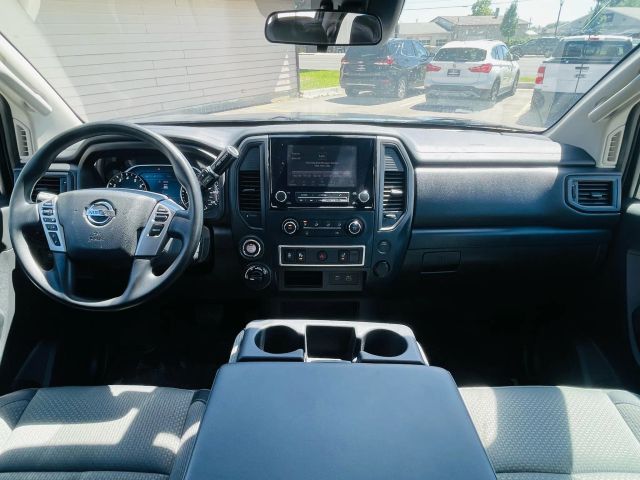 2021 Nissan Titan Crew Cab - Image 26