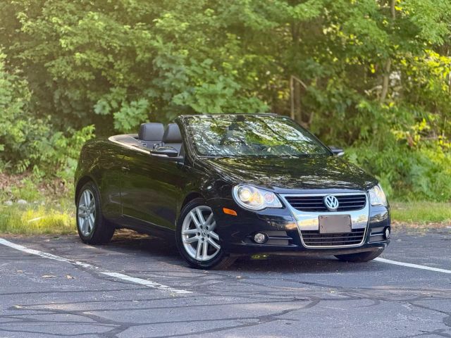 2009 Volkswagen Eos Lux Convertible 2d - Image 5