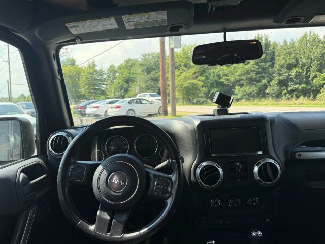 2016 Jeep Wrangler - Image 14