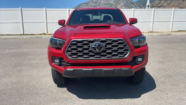 2021 Toyota Tacoma Double Cab - Image 3