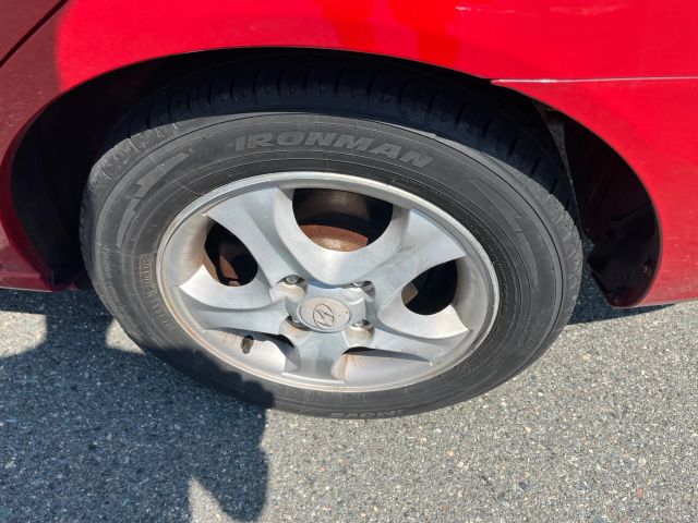 2004 Hyundai Elantra - Image 30