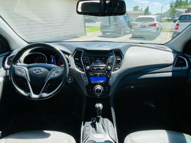 2014 Hyundai Santa Fe - Image 32