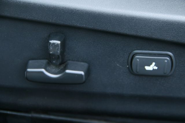 2011 Subaru Outback - Image 12