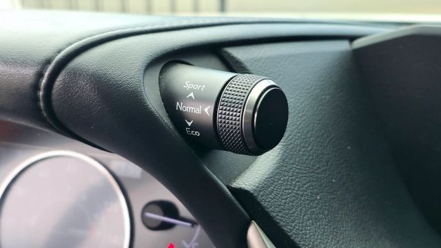 2019 Lexus Es - Image 22