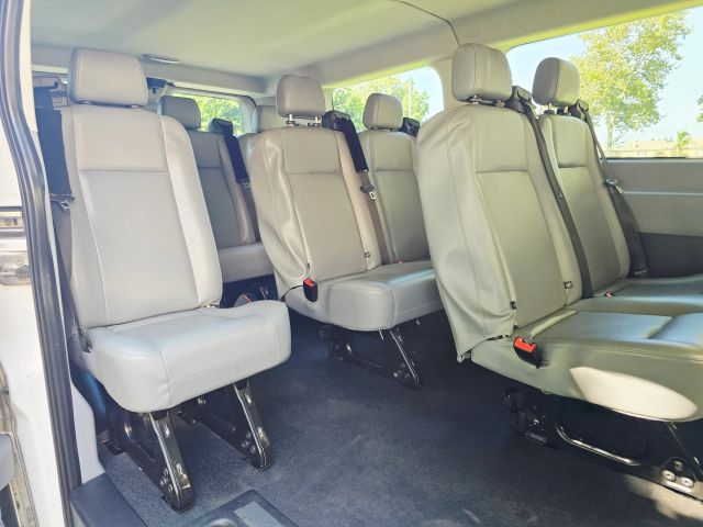 2017 Ford Transit 150 Wagon - Image 28