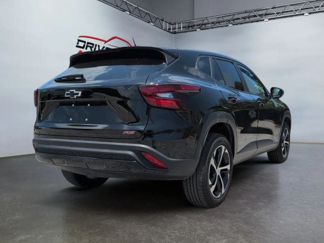 2025 Chevrolet Trax - Image 5