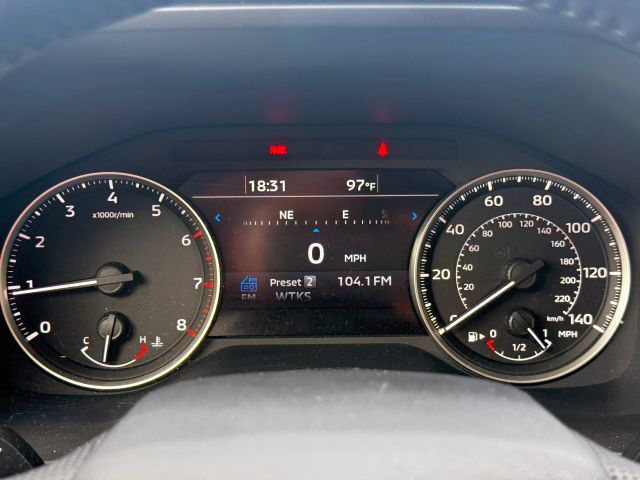 2023 Mitsubishi Outlander - Image 9