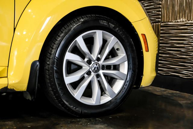 2014 Volkswagen Beetle Tdi Hatchback 2d - Image 46