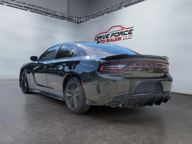 2019 Dodge Charger - Image 3