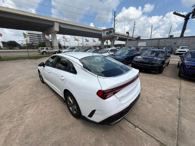 2023 Kia K5 - Image 6