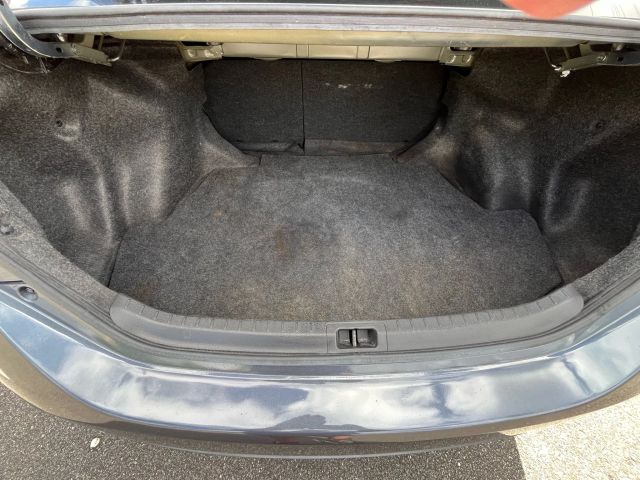 2016 Toyota Corolla - Image 16