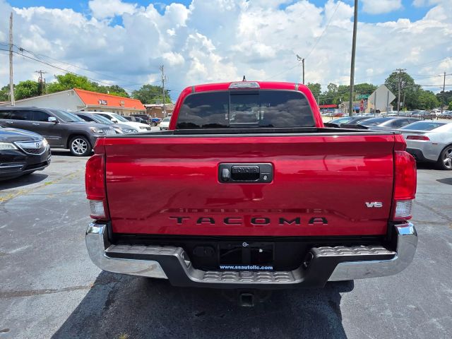 2017 Toyota Tacoma Double Cab - Image 6