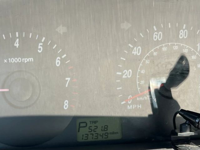 2004 Hyundai Elantra - Image 58