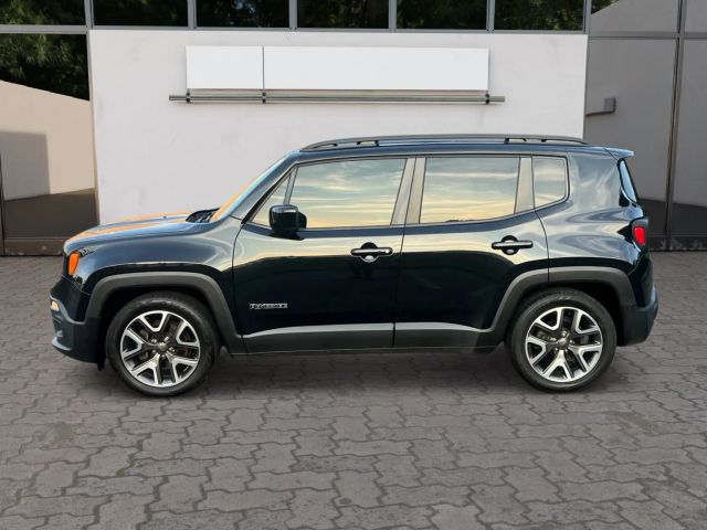 2017 Jeep Renegade - Image 2
