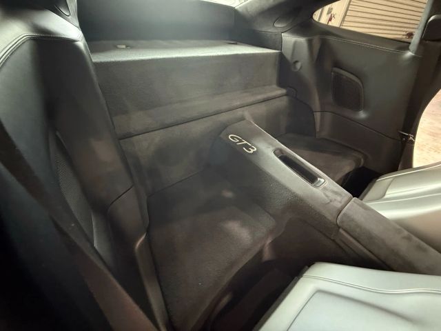 2015 Porsche 911 - Image 114