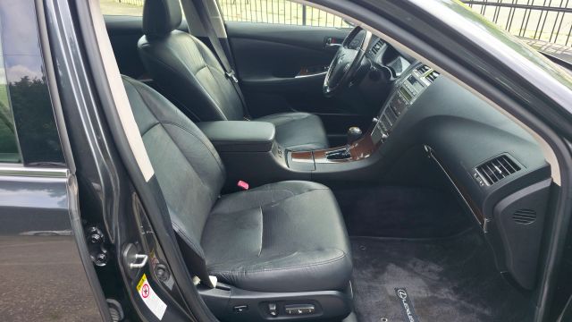 2011 Lexus Es - Image 12