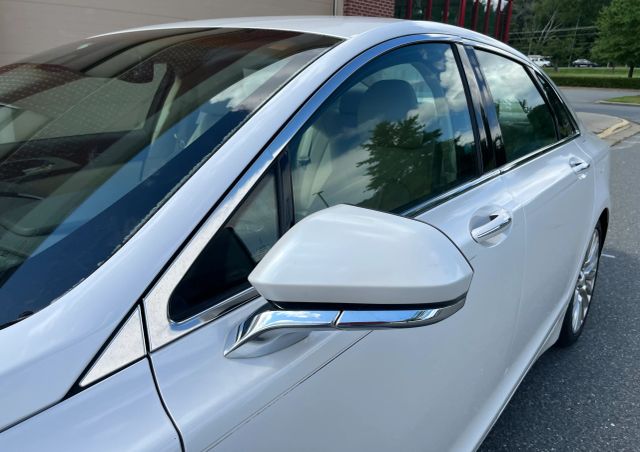 2013 Lincoln Mkz - Image 16