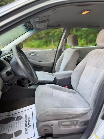 2002 Honda Accord Lx Sedan 4d - Image 9
