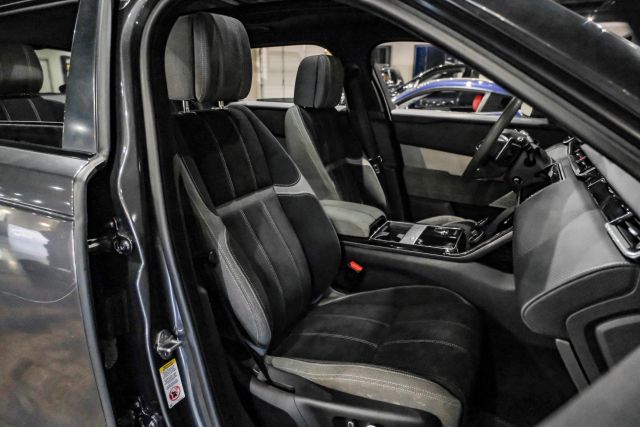 2018 Land Rover Range Rover Velar R-dynamic Hse Sport Utility 4d - Image 25