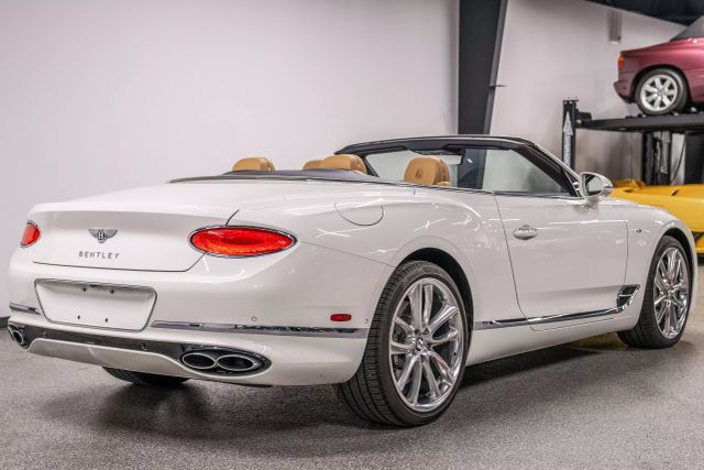 2022 Bentley Continental Gt Gt V8 Convertible 2d - - Image 7