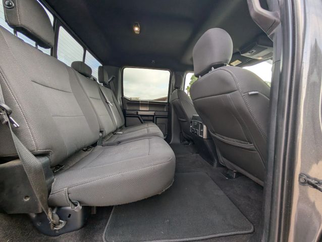2019 Ford F150 Supercrew Cab Xlt Pickup 4d 5 1/2 Ft - Image 19