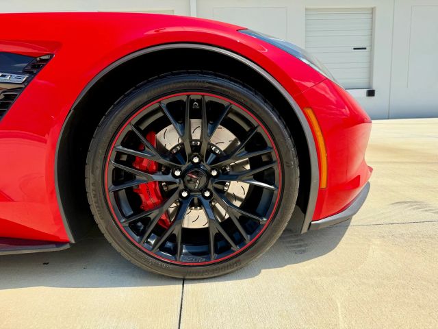 2019 Chevrolet Corvette - Image 9