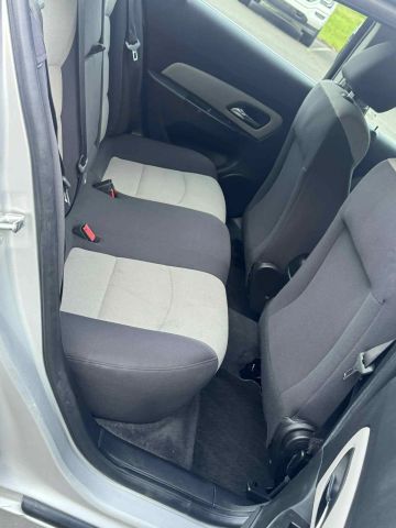 2012 Chevrolet Cruze - Image 14