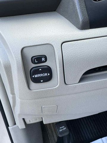 2007 Toyota Camry - Image 11