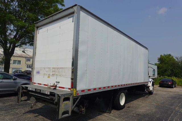 2020 International Mv607 Cummins 220hp - Image 2