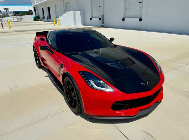 2019 Chevrolet Corvette - Image 3