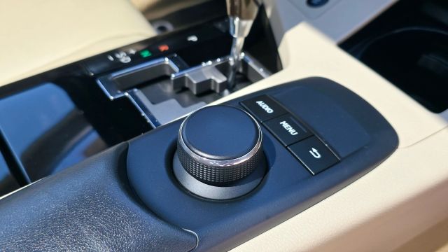 2013 Lexus Es - Image 21