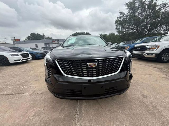 2023 Cadillac Xt4 - Image 4