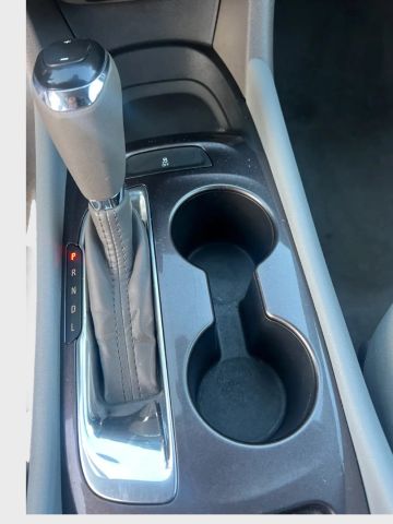 2016 Chevrolet Malibu - Image 17