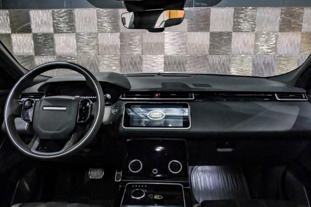 2018 Land Rover Range Rover Velar R-dynamic Hse Sport Utility 4d - Image 11