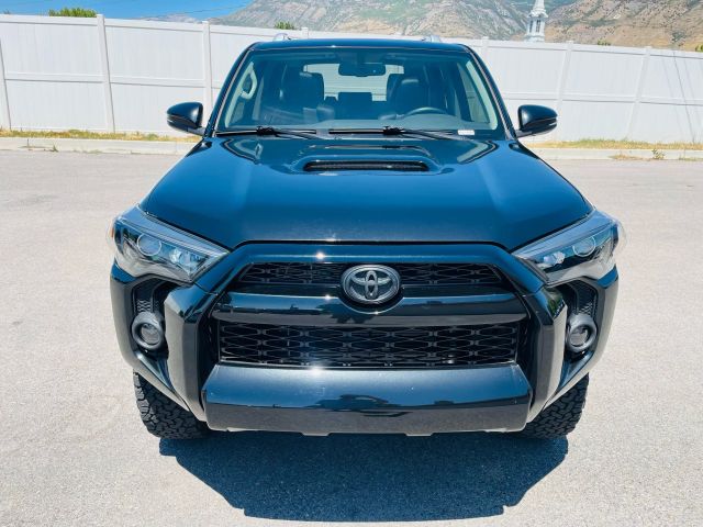 2017 Toyota 4runner - Image 4