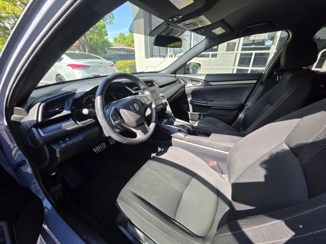 2019 Honda Civic - Image 12