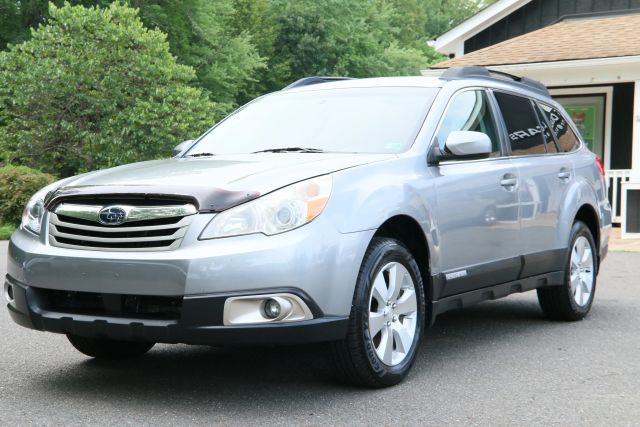 2011 Subaru Outback - Image 3