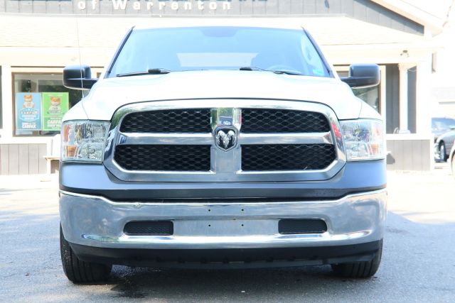 2018 Ram 1500 Crew Cab - Image 3