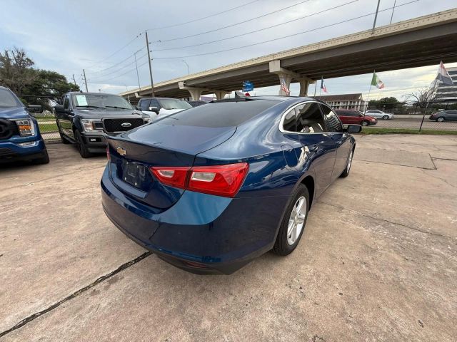 2019 Chevrolet Malibu - Image 11