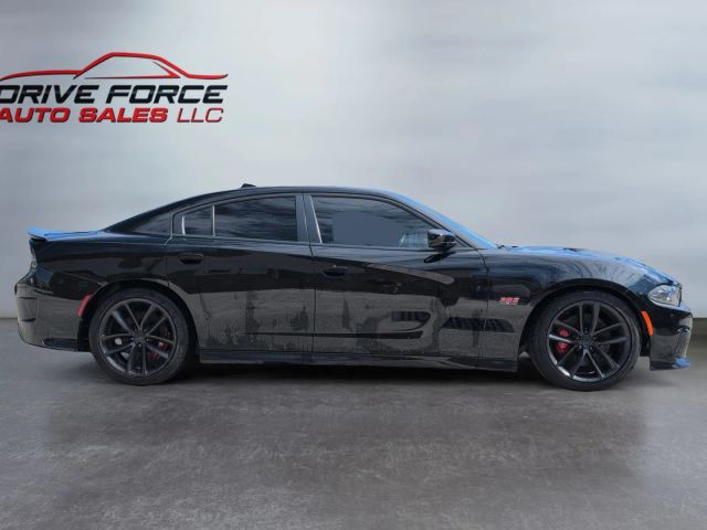2019 Dodge Charger - Image 6