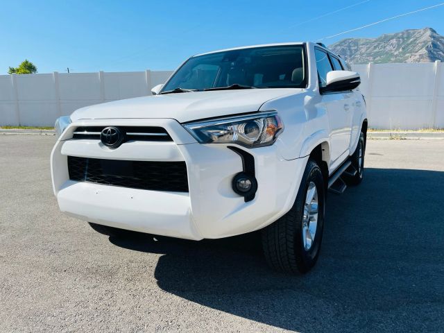2021 Toyota 4runner - Image 2