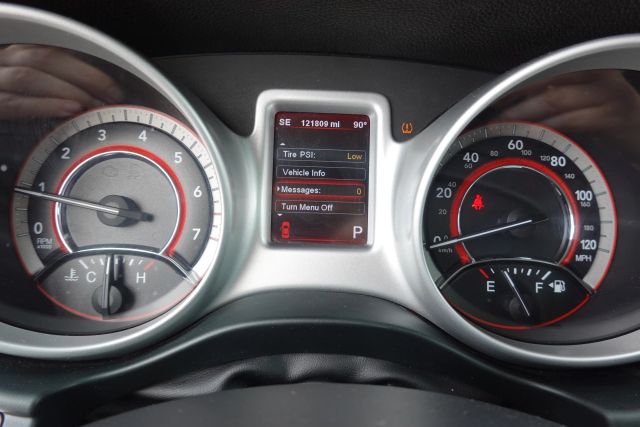 2011 Dodge Journey - Image 11