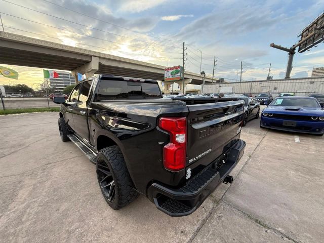 2021 Chevrolet Silverado 1500 Crew Cab - Image 9