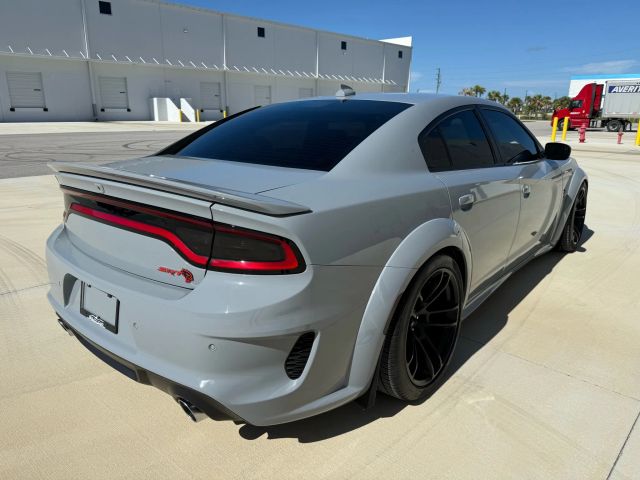 2021 Dodge Charger - Image 15